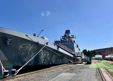 Рособоронэкспорт передал Индии построенный в России фрегат проекта 11356 Tamal